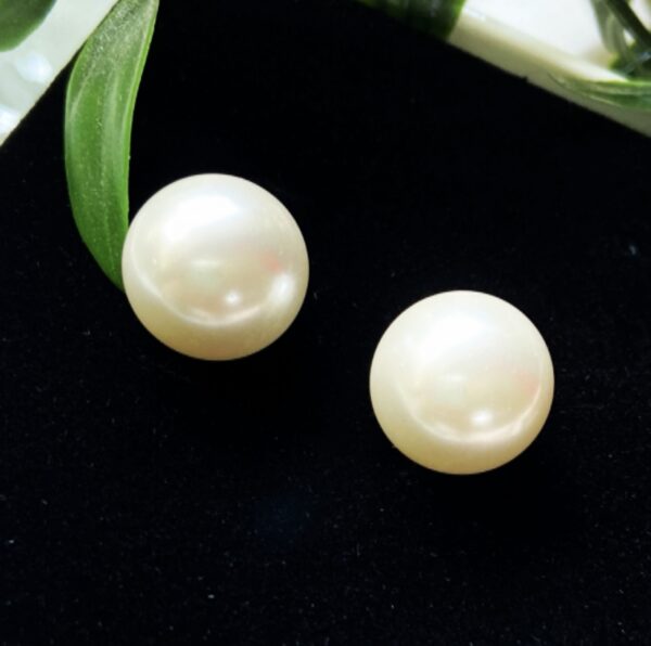 Pearl Studs - Image 3