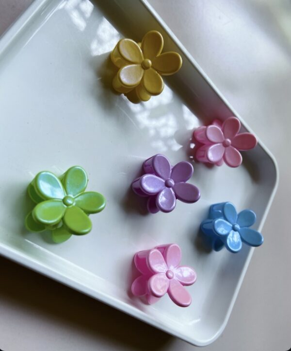 Flower Clips - Image 4