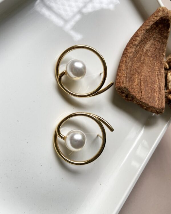 Round Pearl Studs - Image 5