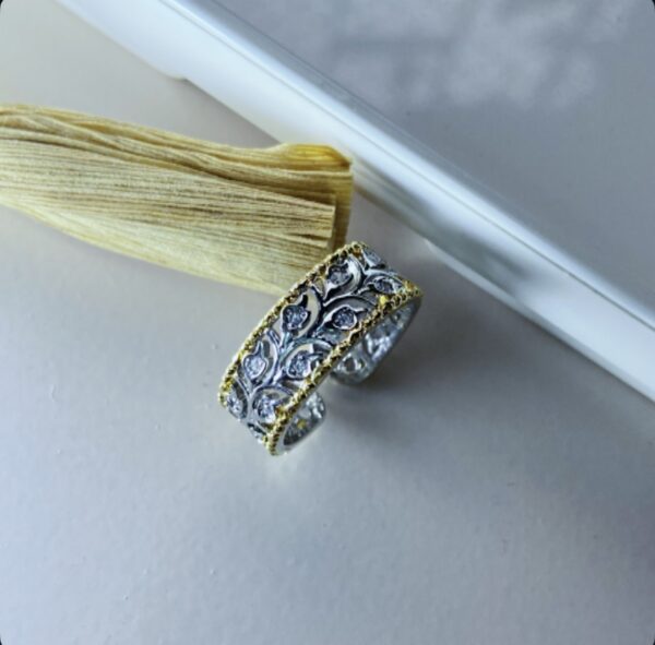 Statement Leaf Ring