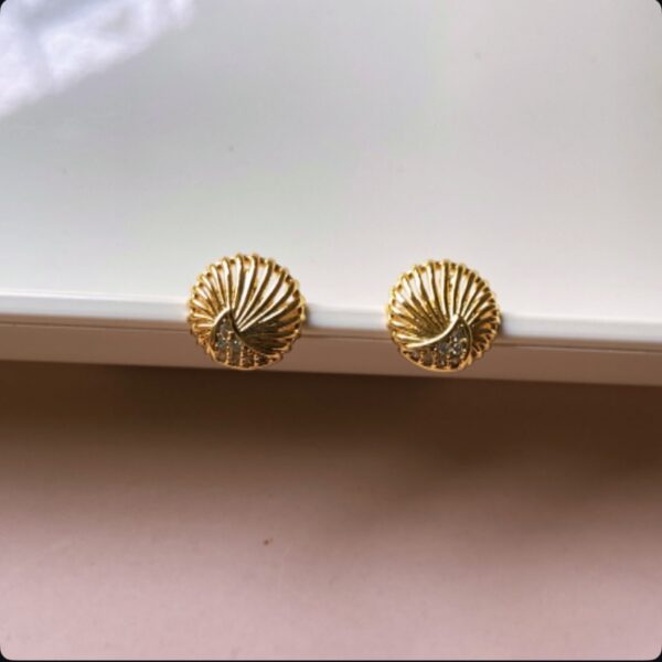 Stripe Round Studs